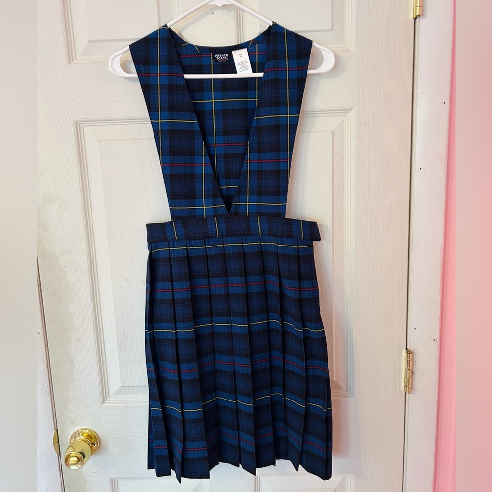 NEW Pleated V Neck Plaid Jumper Blue Red French Toast Girls 14 uniform dress